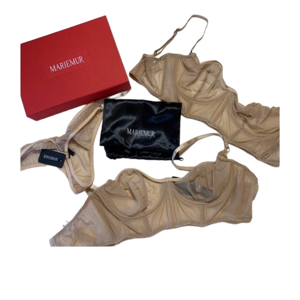 Mariemur Set Two Underwire Sheer Nude bras and one thong 36DD NWT